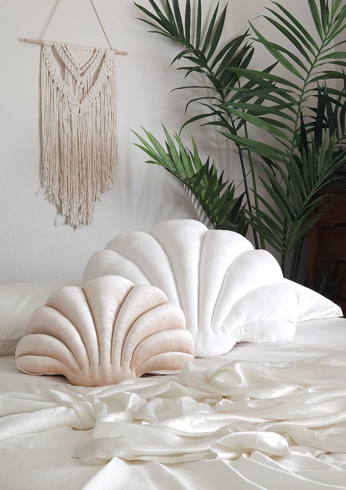 Perla Beige Velvet 21" Shell Pillow | Dusk & Bloom