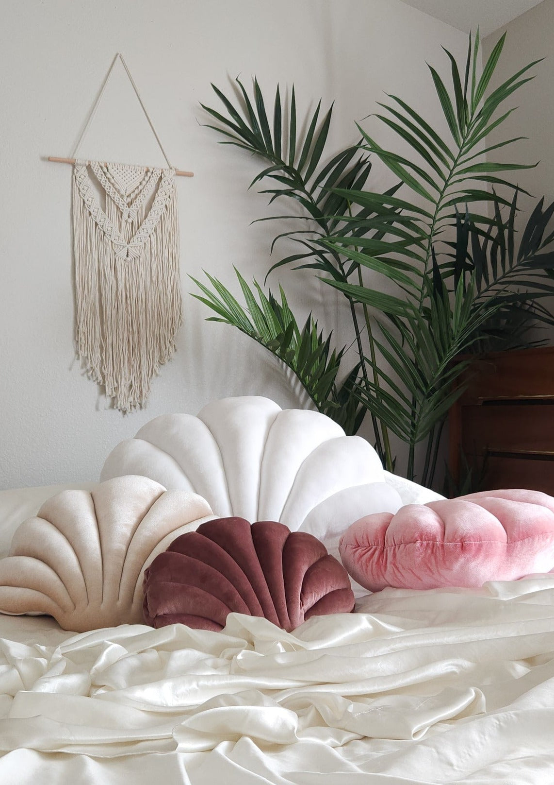 Perla White Velvet Shell Pillow (Special Order)