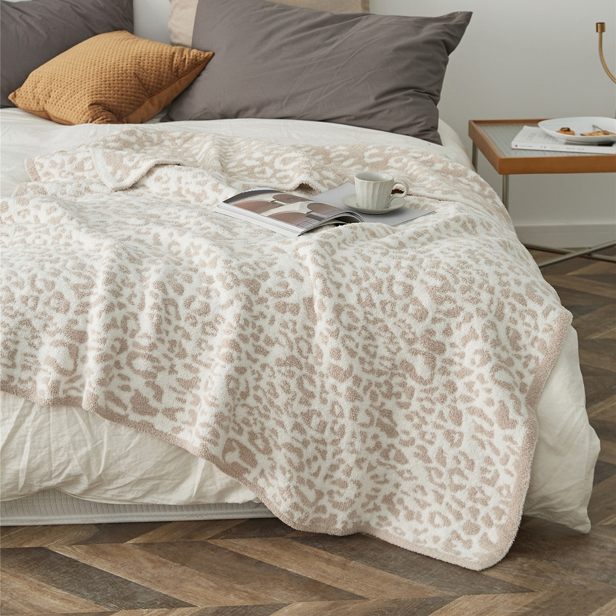 Amara Beige Leopard Microfiber Throw Blanket (51" x 63", Reversible) | Dusk & Bloom