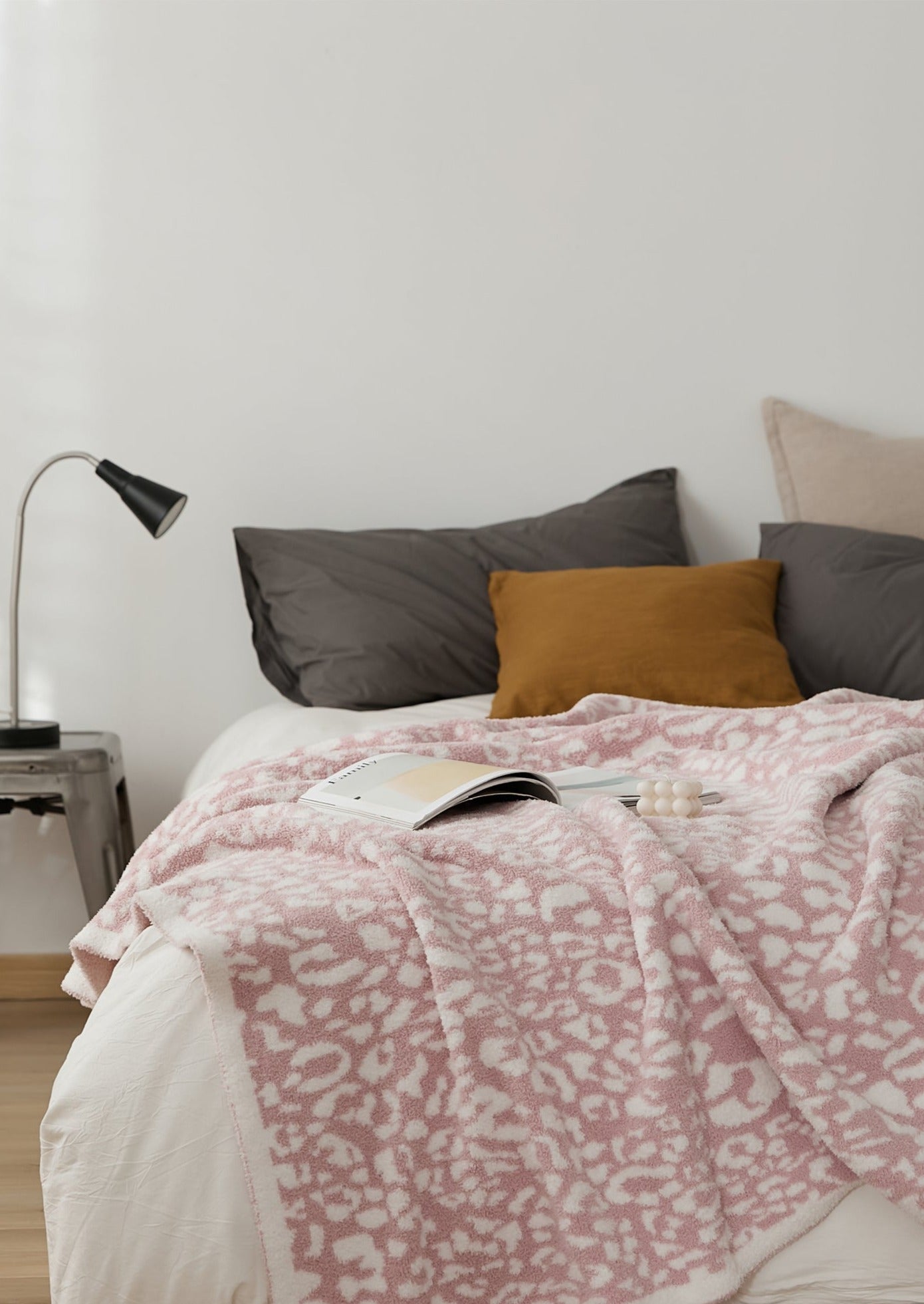 Amara Pink Leopard Microfiber Throw Blanket (51" x 63", Reversible) | Dusk & Bloom