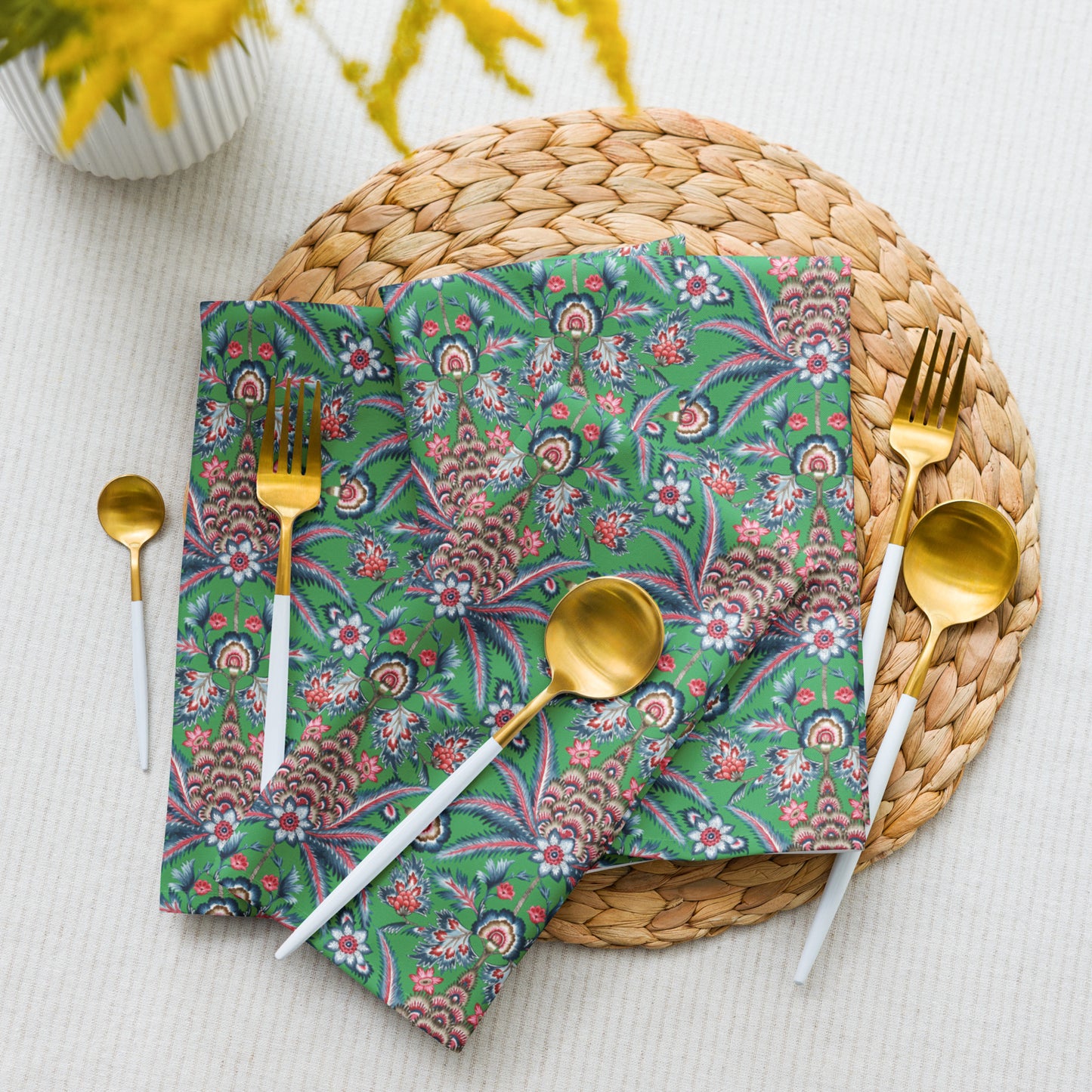 Chaya Emerald Green Cloth Napkins, Boho Tropical Napkins (Set of 4) | Dusk & Bloom