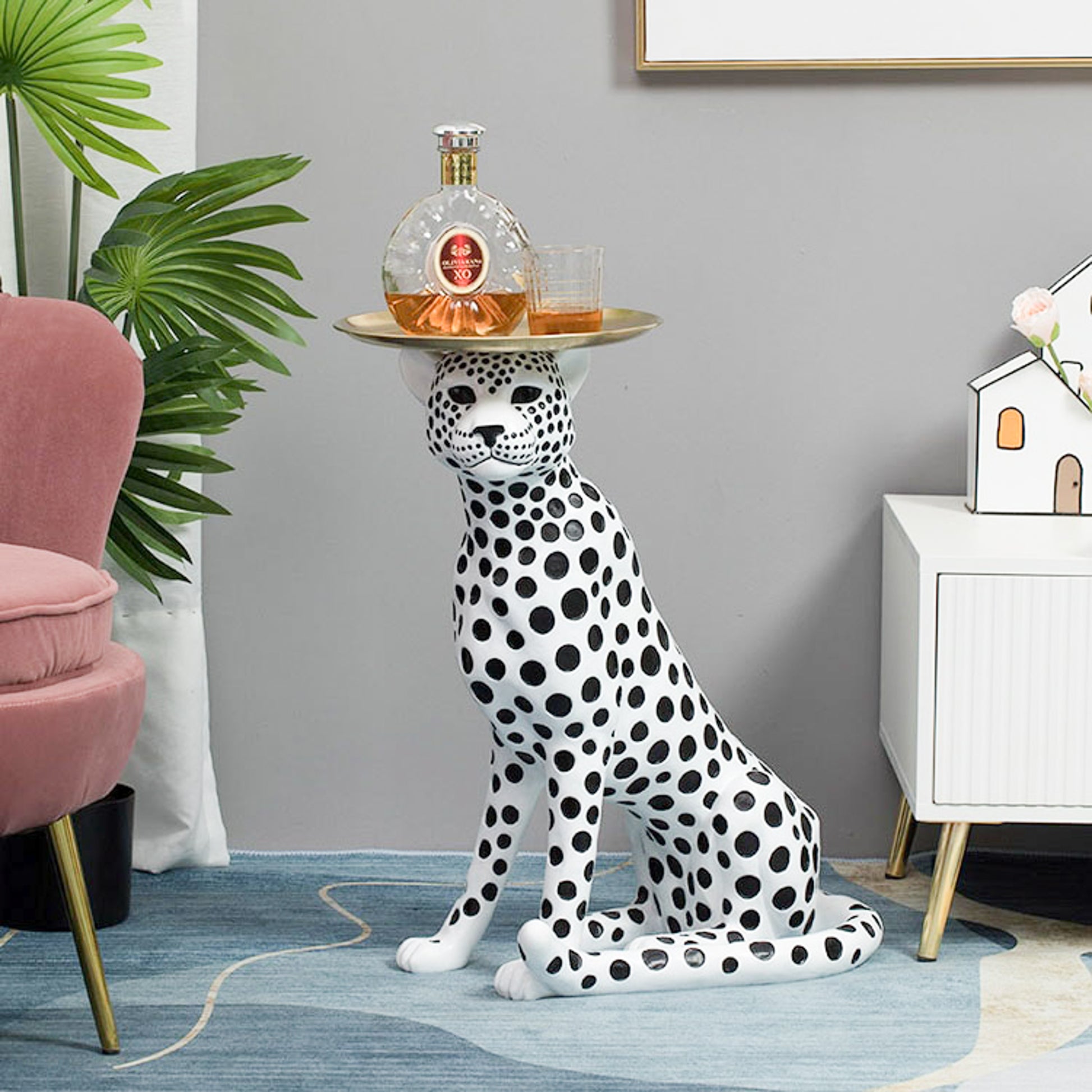 Lionel White Cheetah Statue Accent Table with 10" Removable Tray | Dusk & Bloom