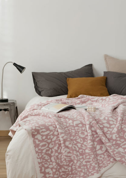 Amara Pink Leopard Microfiber Throw Blanket (51" x 63", Reversible) | Dusk & Bloom